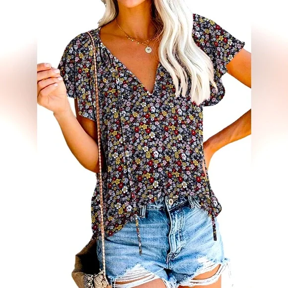 Simplefun Women’s Boho Black Floral Flutter Sleeve, Tie Front Top Size Med EUC - Picture 1 of 12